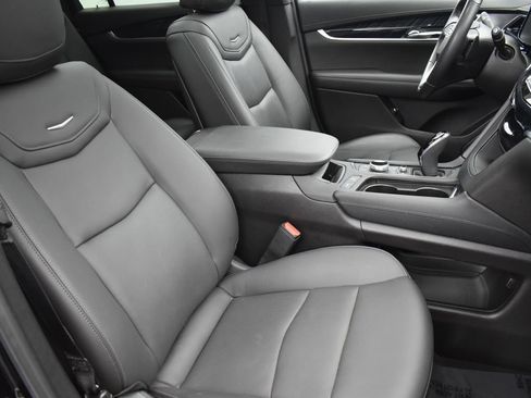 Certified 2024 Cadillac XT6 Premium Luxury w/ Technology Package image 37