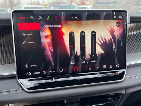 New 2026 Volkswagen Tiguan SE R-Line image 24