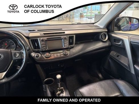 Used 2014 Toyota RAV4 Limited image 18