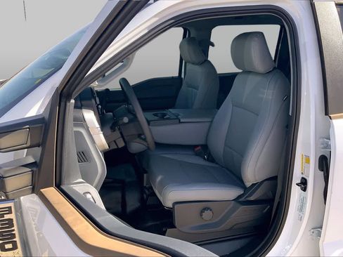 New 2026 Ford F350 XL w/ FX4 Off-Road Package AWD/4WD image 9