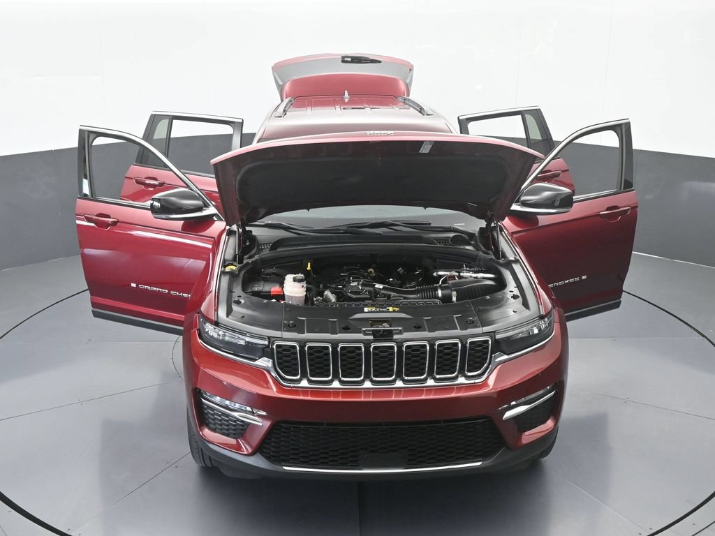Used 2023 Jeep Grand Cherokee Limited w/ Trailer Tow Prep Group (B) RWD image 72