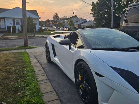 Used 2013 Lamborghini Gallardo LP 560-4 image 10