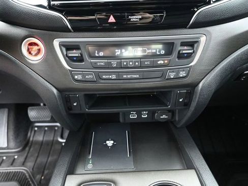 Used 2024 Honda Ridgeline TrailSport image 9