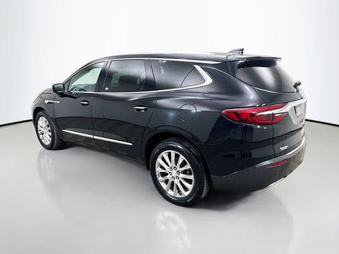 Used 2019 Buick Enclave Essence image 6