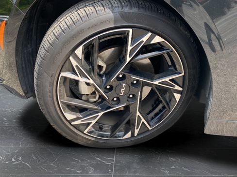 Used 2025 Kia K5 GT-Line w/ GT-Line Premium Package AWD/4WD image 37