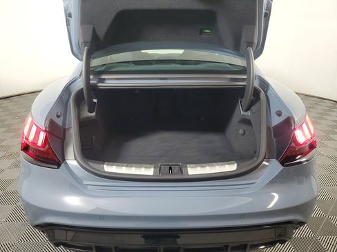 Used 2022 Audi e-tron GT Premium Plus image 8