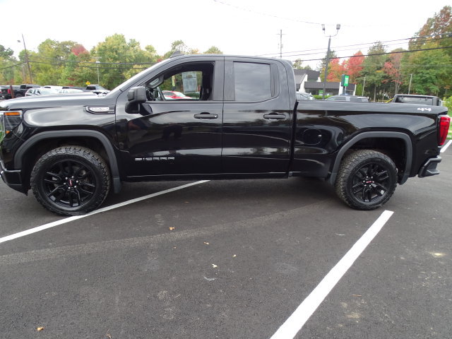 Certified 2023 GMC Sierra 1500 Pro w/ Graphite Edition AWD/4WD image 17