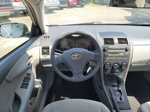 Used 2009 Toyota Corolla LE FWD image 11