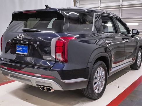Certified 2025 Hyundai Palisade SEL AWD/4WD image 6