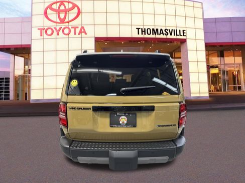 New 2026 Toyota Land Cruiser 4DR 4WD image 5