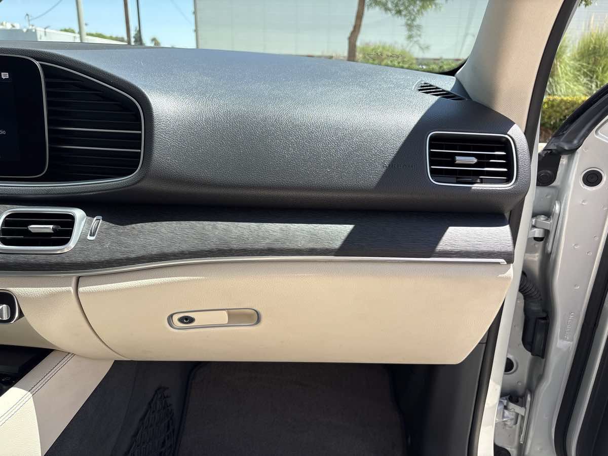 Used 2020 Mercedes-Benz GLE 350 4MATIC image 18