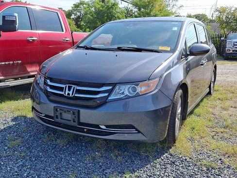 Used 2017 Honda Odyssey EX-L image 2