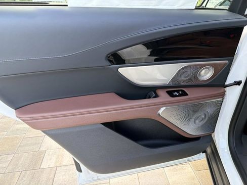New 2026 Lincoln Nautilus Reserve AWD/4WD image 14