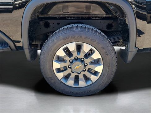 New 2026 Chevrolet Silverado 2500 Custom w/ Custom Value Package image 10