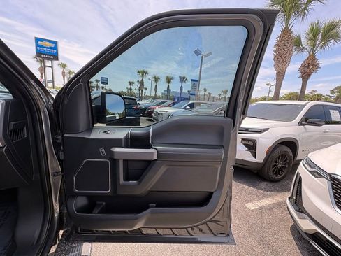 Used 2019 Ford F150 Platinum w/ Equipment Group 701A Luxury AWD/4WD image 28