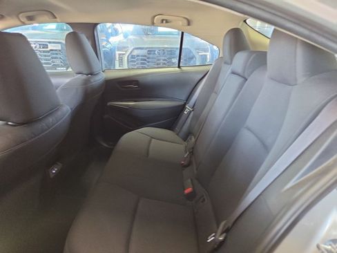 Used 2024 Toyota Corolla LE FWD image 17