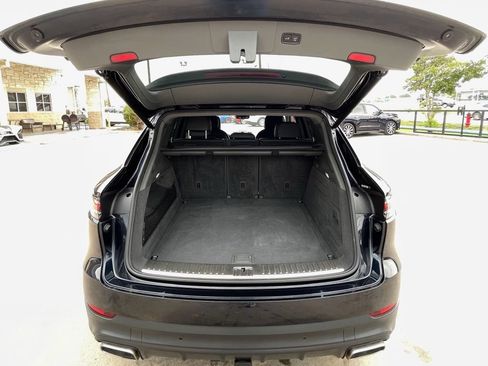 Used 2019 Porsche Cayenne AWD/4WD image 9