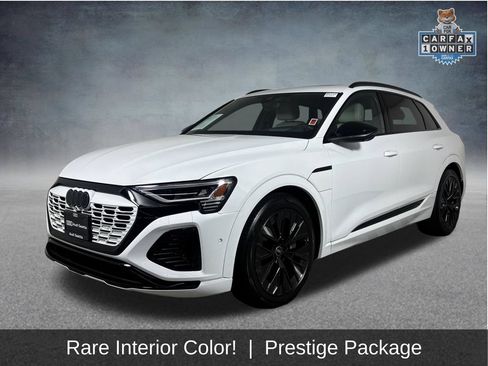 Used 2024 Audi Q8 e-tron Prestige w/ Prestige Package AWD/4WD image 3
