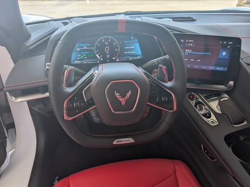 Used 2025 Chevrolet Corvette E-Ray AWD/4WD image 22