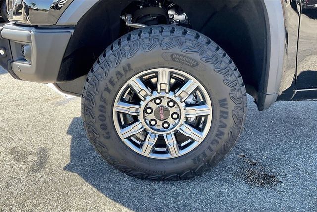 Used 2026 GMC Sierra 1500 AT4X AWD/4WD image 8