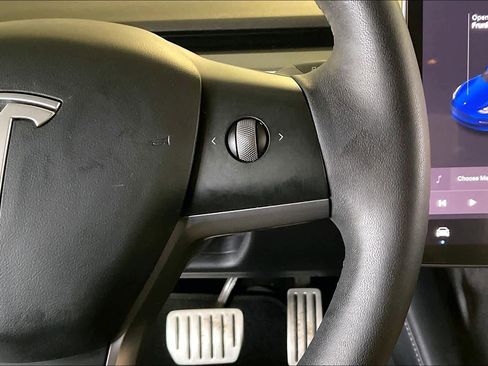 Used 2021 Tesla Model 3 Performance image 22