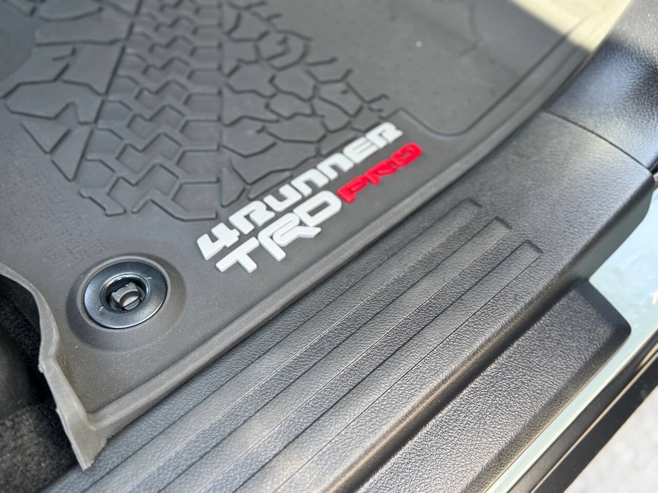 Used 2021 Toyota 4Runner TRD Pro AWD/4WD image 99