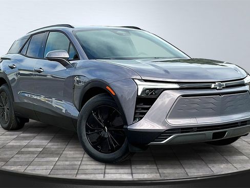 New 2026 Chevrolet Blazer EV LT image 2