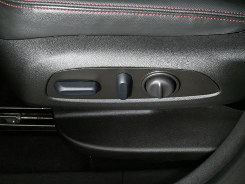 Used 2023 Chevrolet Equinox RS w/ LPO, Floor Liner Package image 20