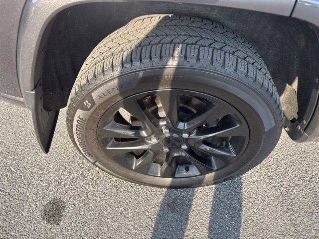 Used 2019 Jeep Grand Cherokee Altitude AWD/4WD image 9