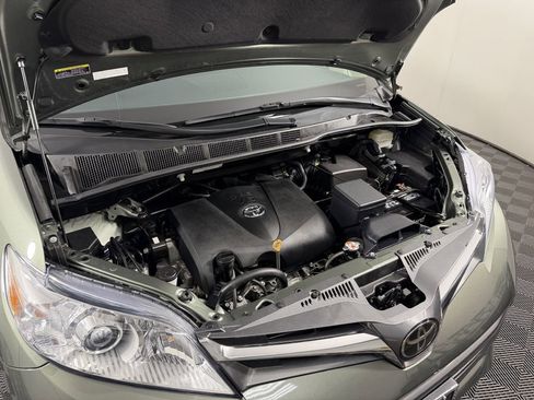 Used 2018 Toyota Sienna XLE Premium w/ Protection Package AWD/4WD image 56