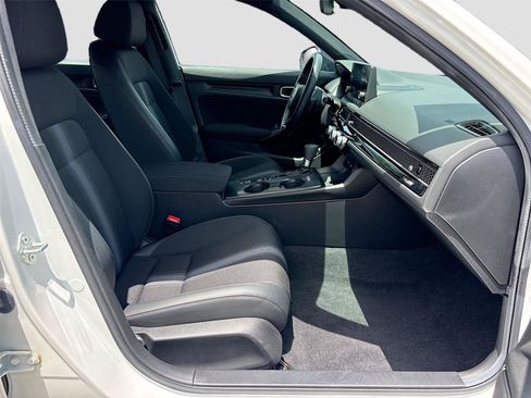 Certified 2025 Honda Civic Sport image 29