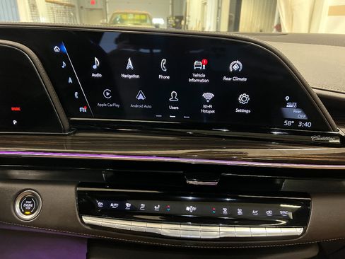 Used 2022 Cadillac Escalade Sport w/ LPO, ONYX Package AWD/4WD image 12