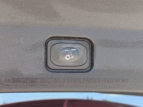 Used 2017 Ford Explorer Limited w/ Equipment Group 301A FWD image 31