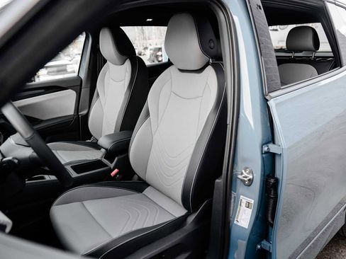 New 2026 Volkswagen Tiguan SE R-Line image 4