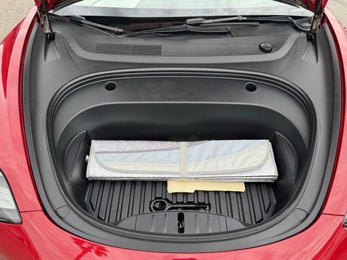 Used 2022 Tesla Model 3 Performance image 16