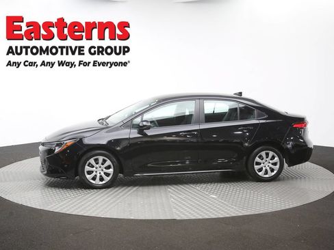 Used 2025 Toyota Corolla LE FWD image 60