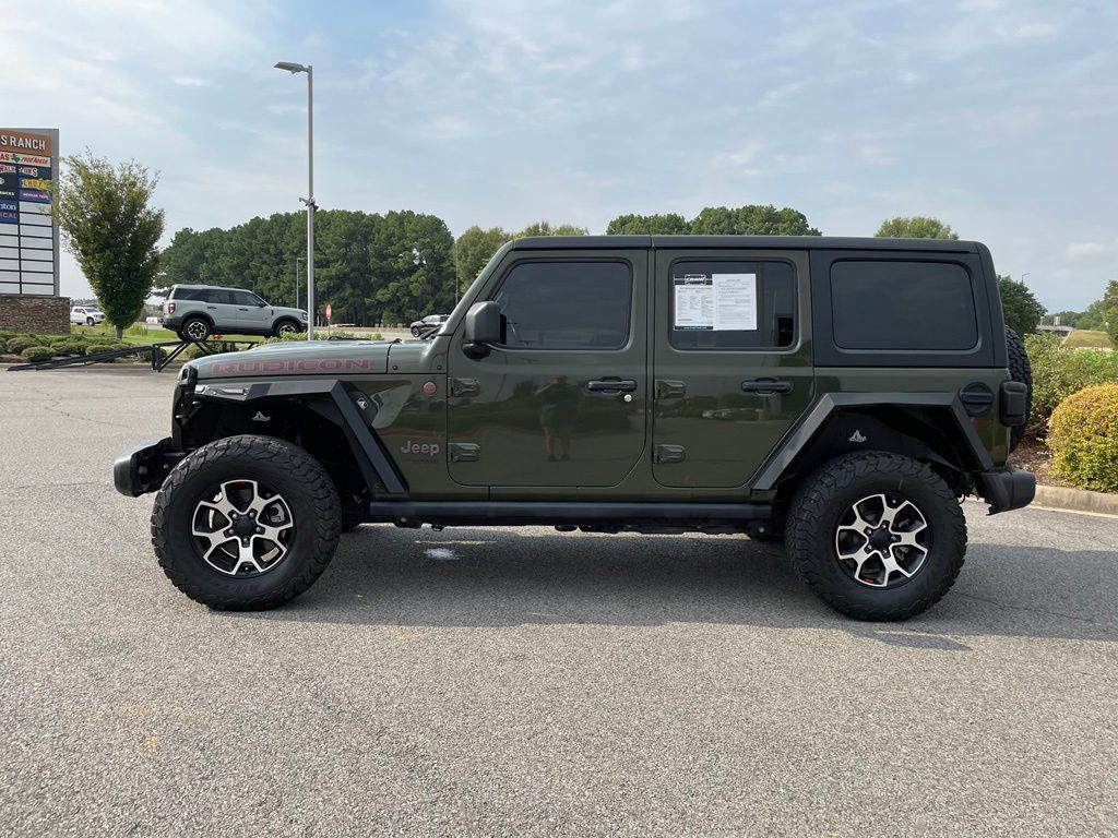 Used 2022 Jeep Wrangler Unlimited Rubicon w/ Cold Weather Group AWD/4WD image 4