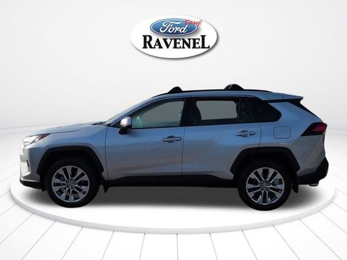 Used 2024 Toyota RAV4 XLE Premium FWD image 7