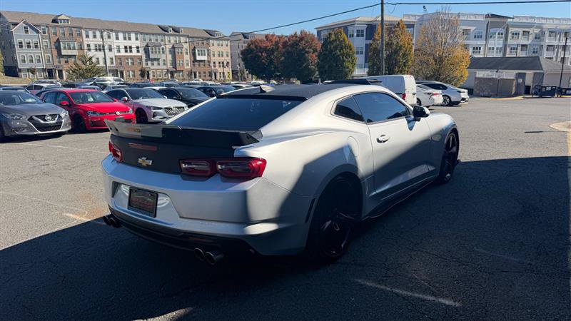Used 2019 Chevrolet Camaro LT RWD image 10