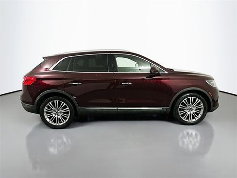 Used 2018 Lincoln MKX Reserve w/ Lincoln MKX Climate Package image 8