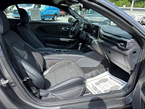 New 2025 Ford Mustang Convertible RWD image 10