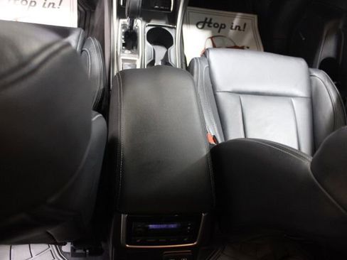 Used 2022 Subaru Ascent Limited w/ Technology Package image 34