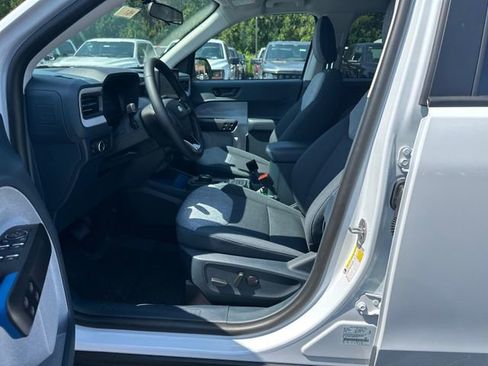 New 2025 Ford Maverick XLT w/ XLT Luxury Package image 9