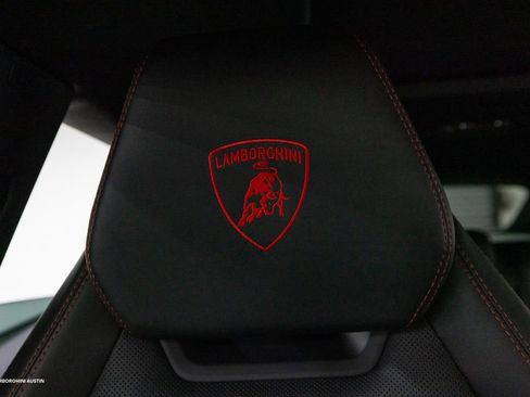 Used 2023 Lamborghini Urus Performante AWD/4WD image 55