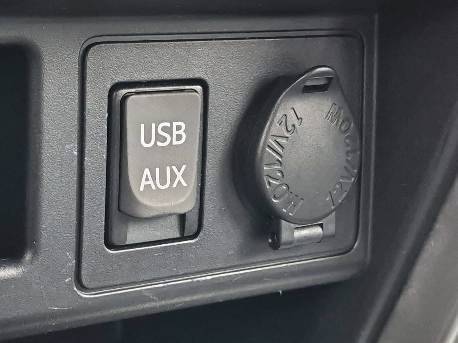 Used 2016 Toyota 4Runner SR5 Premium AWD/4WD image 31