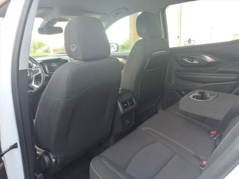 Used 2023 GMC Terrain SLE FWD image 26