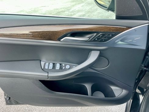 Used 2023 BMW X3 xDrive30i w/ Premium Package image 12