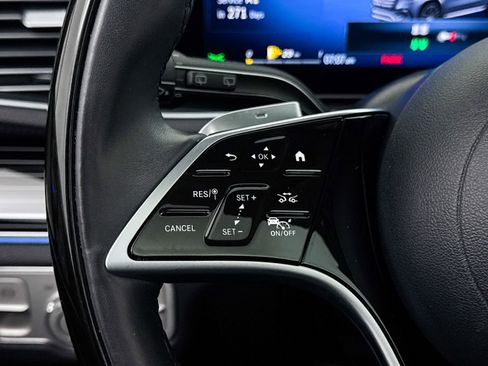 Used 2024 Mercedes-Benz GLS 450 4MATIC image 54