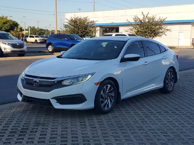 Used 2018 Honda Civic EX image 3
