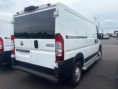 Used 2025 RAM ProMaster 2500 w/ U-Haul Equipment Group FWD image 3
